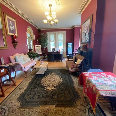 Greystone Manor Bed & Breakfast Bird-in-Hand 외부 사진