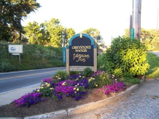 Greystone Manor Bed & Breakfast Bird-in-Hand 외부 사진