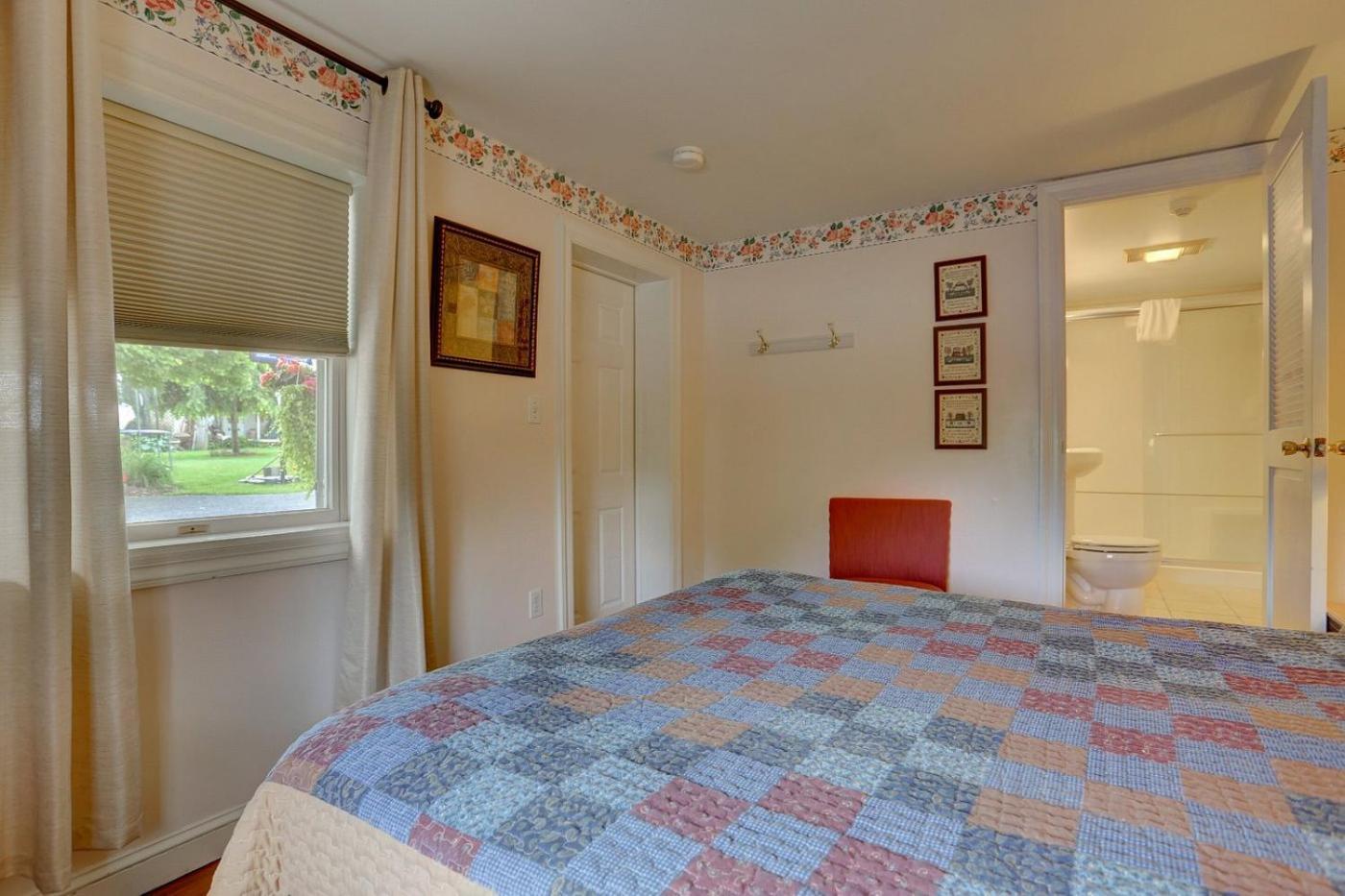 Greystone Manor Bed & Breakfast Bird-in-Hand 외부 사진