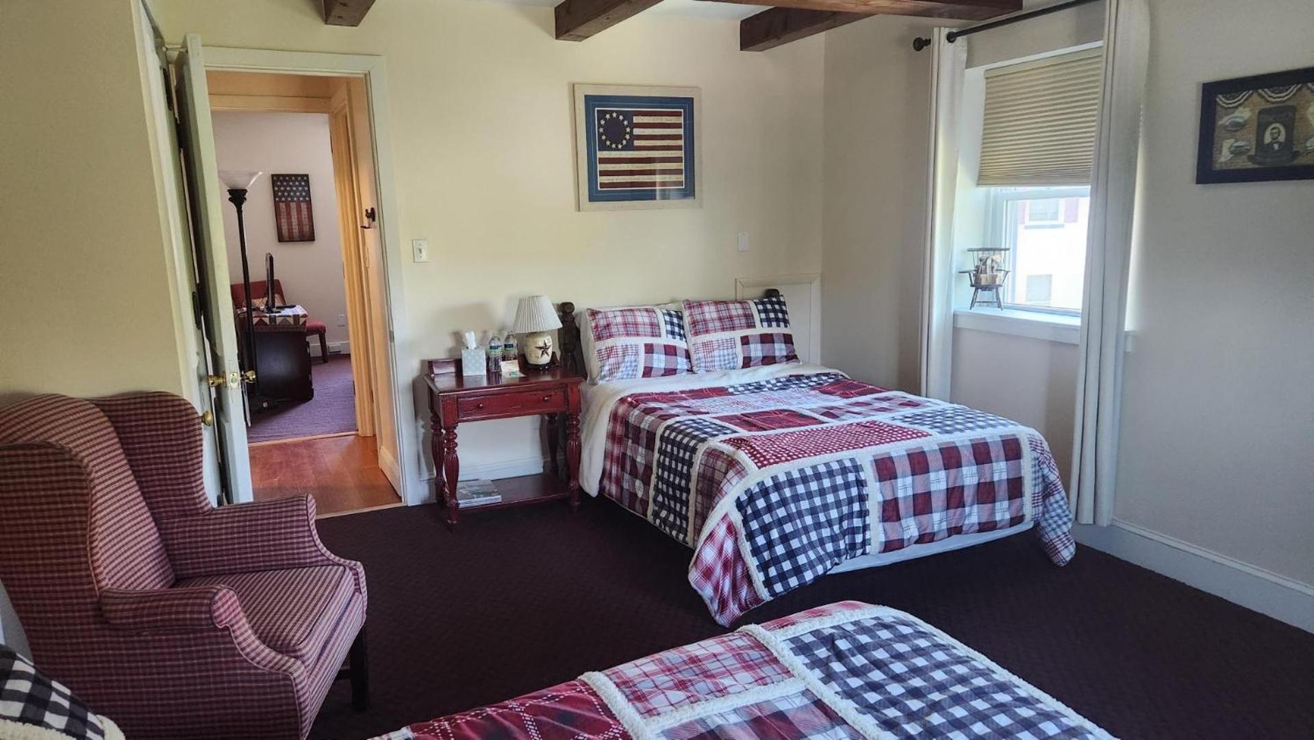 Greystone Manor Bed & Breakfast Bird-in-Hand 외부 사진
