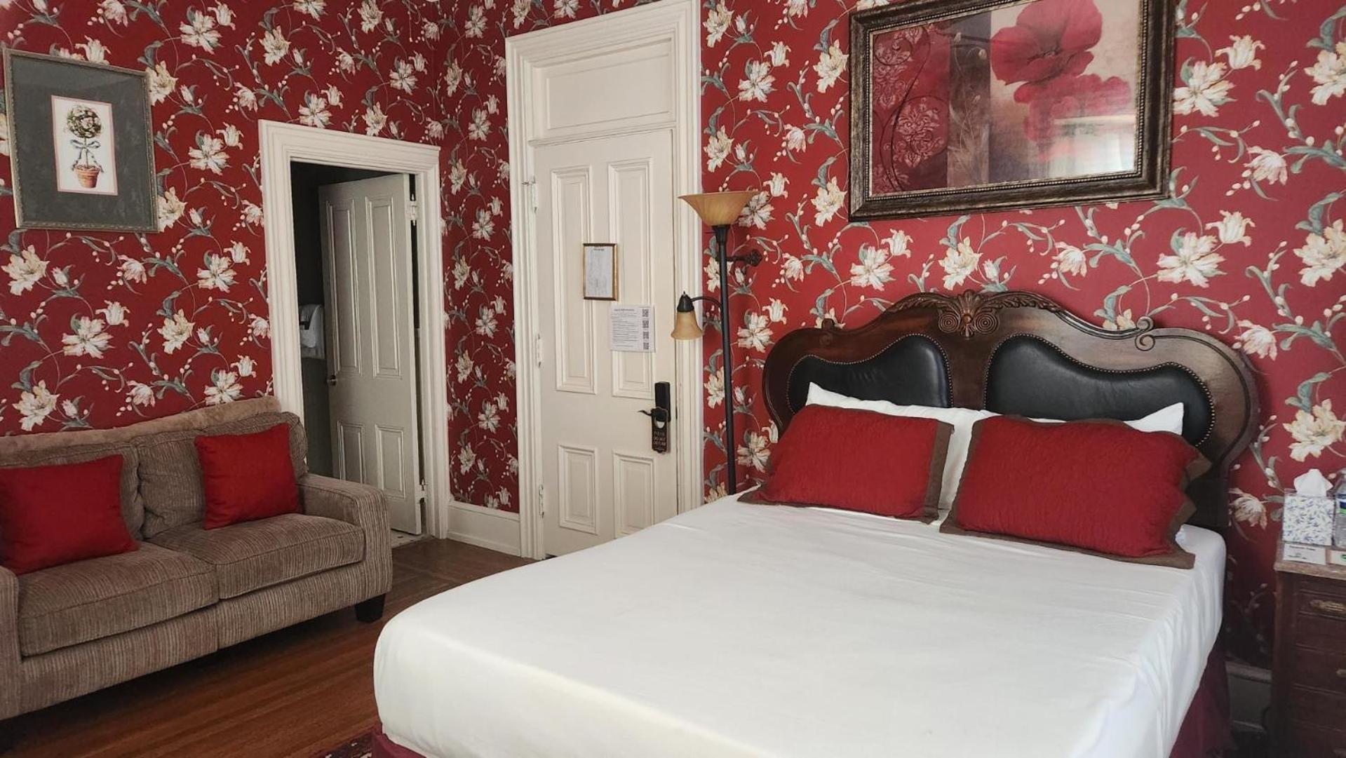 Greystone Manor Bed & Breakfast Bird-in-Hand 외부 사진