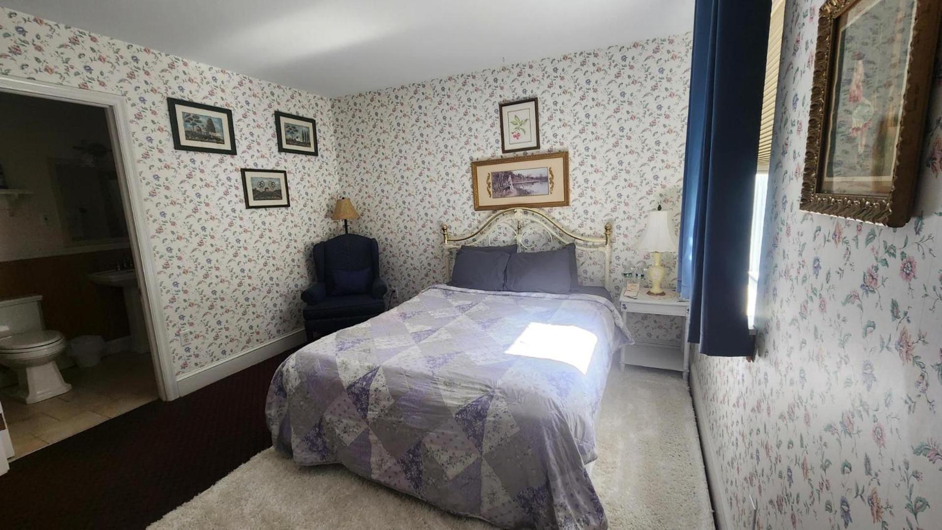 Greystone Manor Bed & Breakfast Bird-in-Hand 외부 사진