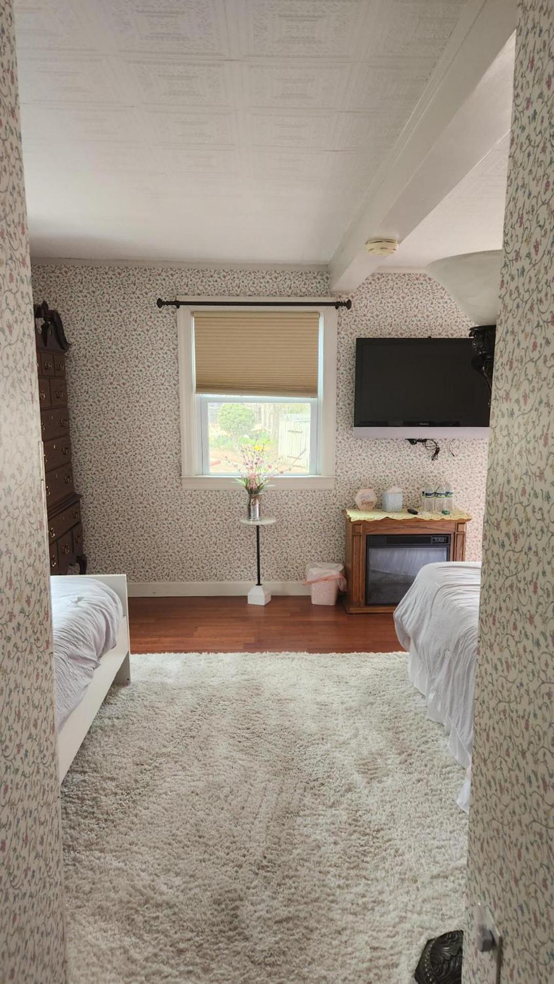 Greystone Manor Bed & Breakfast Bird-in-Hand 외부 사진